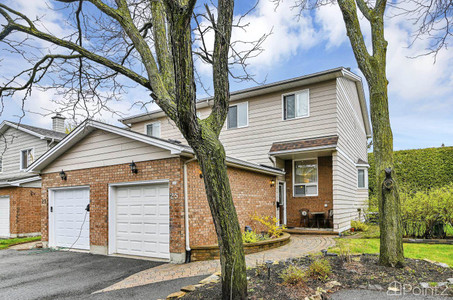 25 Sturbridge, Ottawa