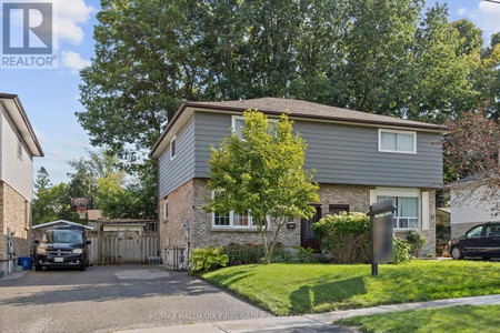 25 Switzer Drive, Oshawa Centennial