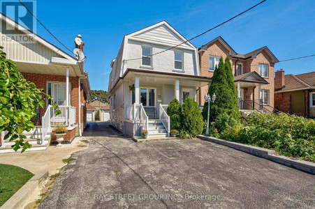 25 Yarrow Road, Toronto Keelesdale Eglinton West