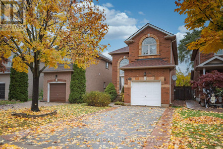 2513 Longridge Crescent, Oakville