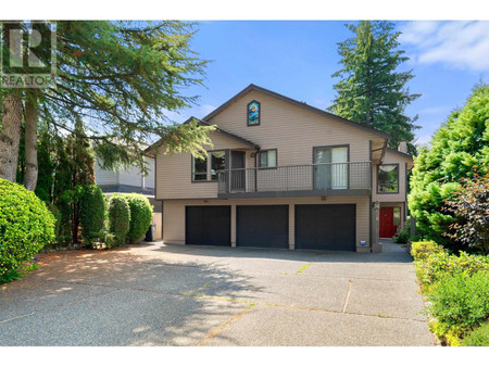 2515 Edgemont Boulevard, North Vancouver