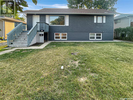 254 Central Avenue S, Swift Current