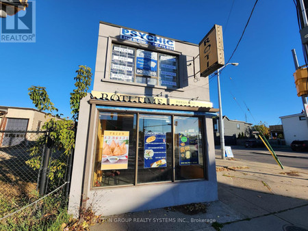 2542 St Clair Avenue W, Toronto W 03