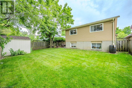 255 Camille Crescent, Waterloo