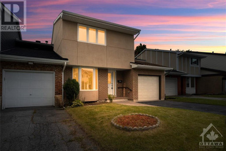 2560 Hunters Point Crescent, Ottawa