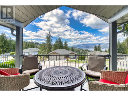 2592 Alpen Paradies Road Unit 6, Blind Bay