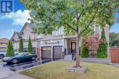 26 B Fawnridge Trail, Toronto