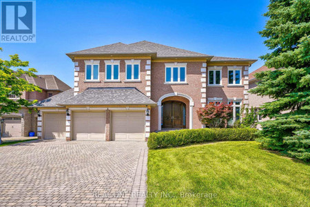 26 Clarendon Drive, Richmond Hill Bayview Hill