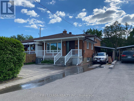 26 Wilmington Avenue, Toronto Bathurst Manor