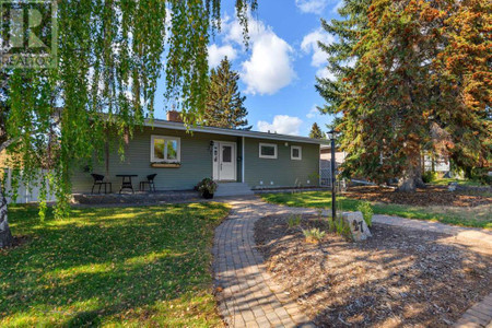 27 Chatham Drive Nw, Calgary