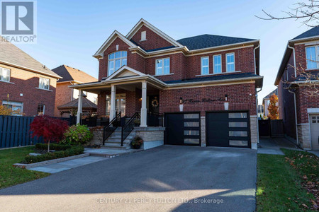 27 Heron Hollow Avenue, Richmond Hill