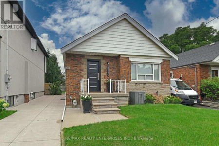 2730 St Clair Avenue E, Toronto East York