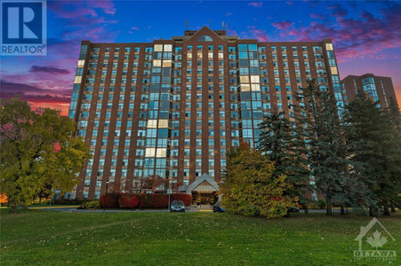 2759 Carousel Crescent Unit 1601, Ottawa