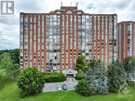 2759 Carousel Crescent Unit 904, Ottawa