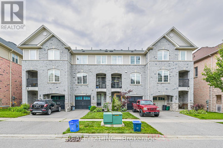 28 Clowes Street, Ajax Central East