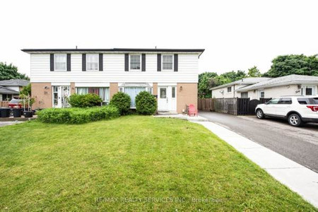 28 Dearbourne Blvd N, Brampton