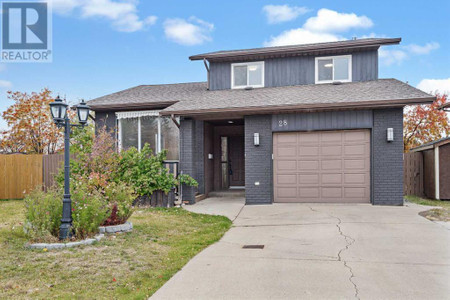 28 Drake Close, Red Deer