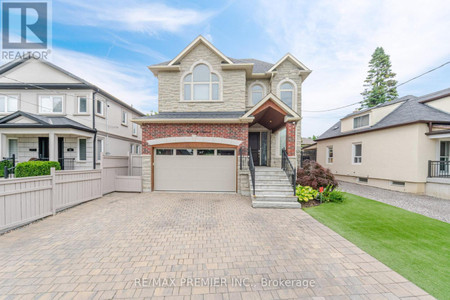 28 Ellerby Square N Square, Vaughan West Woodbridge