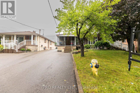 28 Gravenhurst Avenue, Toronto Downsview Roding Cfb