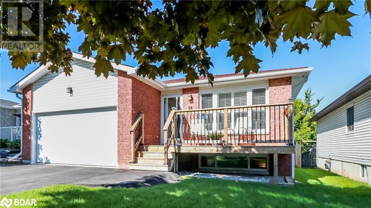 28 Moon Drive, Barrie