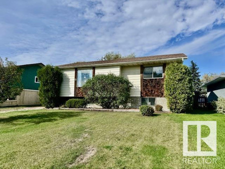 28 Southpark Dr, Leduc