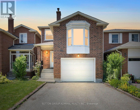 28 White Boulevard, Vaughan Brownridge