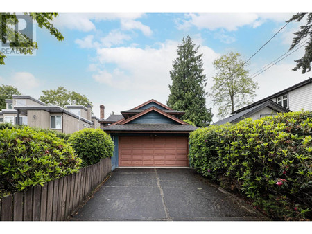 2811 W 42nd Avenue, Vancouver