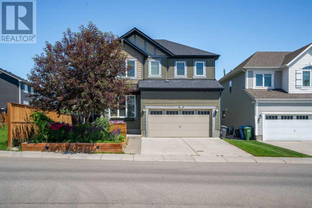 288 Lakepointe Drive, Chestermere