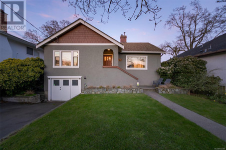 2917 Foul Bay Rd, Oak Bay