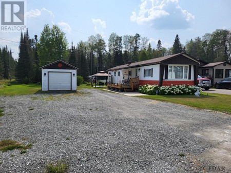 293 Evelyn Crescent, Timmins Trailer Parks