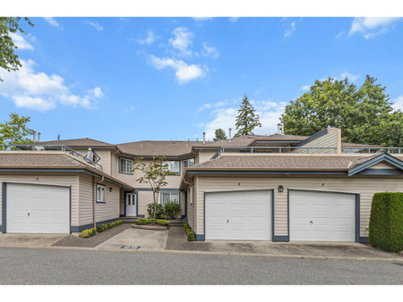 3 8388 158 Street, Surrey