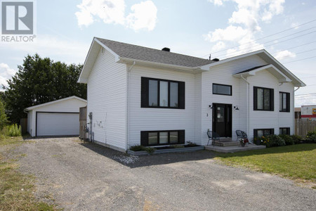 3 Sherbrook Dr, Sault Ste Marie