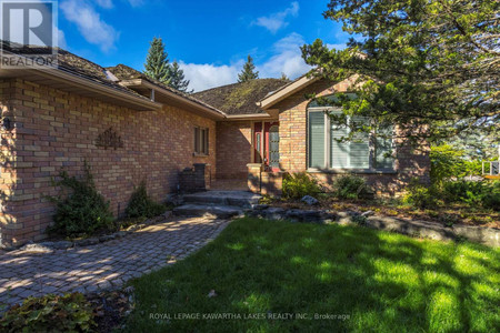 3 Squires Row, Kawartha Lakes