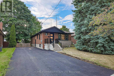 30 Chandler Drive, Toronto Woburn