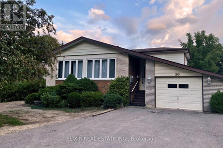 30 Trotters Lane N, Brampton Brampton South