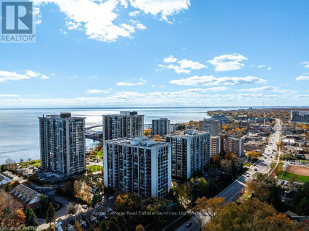 301 2175 Marine Drive, Oakville 1001 Br Bronte