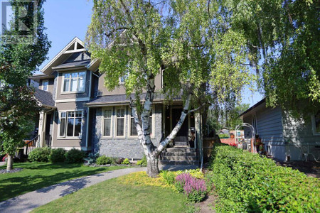 3015 28 Street Sw, Calgary