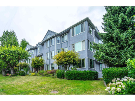 302 1378 Fir Street, White Rock