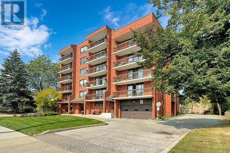 303 3734 St Clair Avenue E, Toronto Cliffcrest