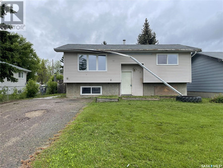 303 8th Avenue E, Meadow Lake