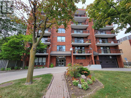 304 3734 St Clair Avenue E, Toronto Cliffcrest