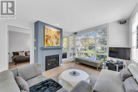 305 2575 W 4 Avenue, Vancouver