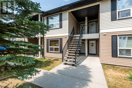 306 8 Bayside Place, Strathmore