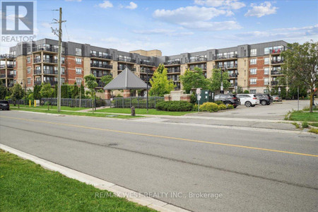 308 8026 Kipling Avenue, Vaughan West Woodbridge