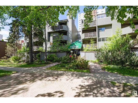 Living room - 309 10148 118 St Nw, Edmonton, AB T5K1Y4 Photo 1