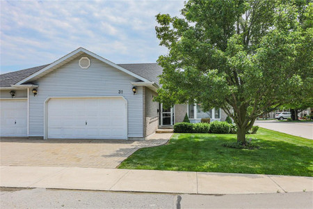 31 Garden Drive, Smithville