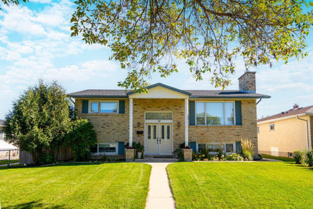 31 Gardenia Bay, Winnipeg