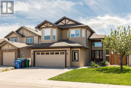 312 Thyrza Burkitt Link N, Lethbridge