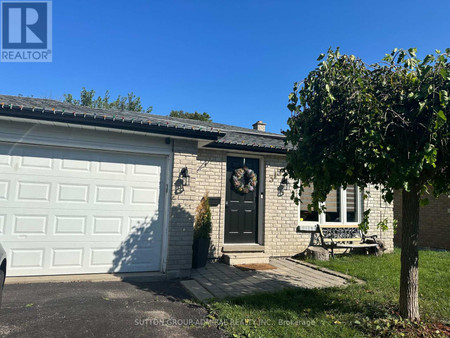 315 Nelson Street, Barrie Grove East