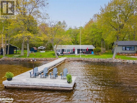 316 Mcvittie Island, Bracebridge